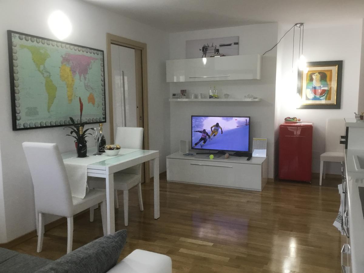 White Dream Suites ヤシ エクステリア 写真