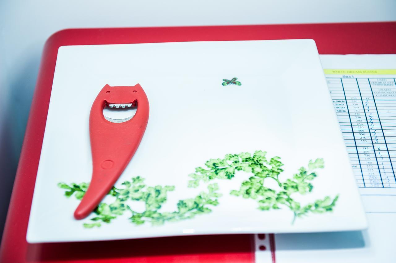 White Dream Suites ヤシ エクステリア 写真
